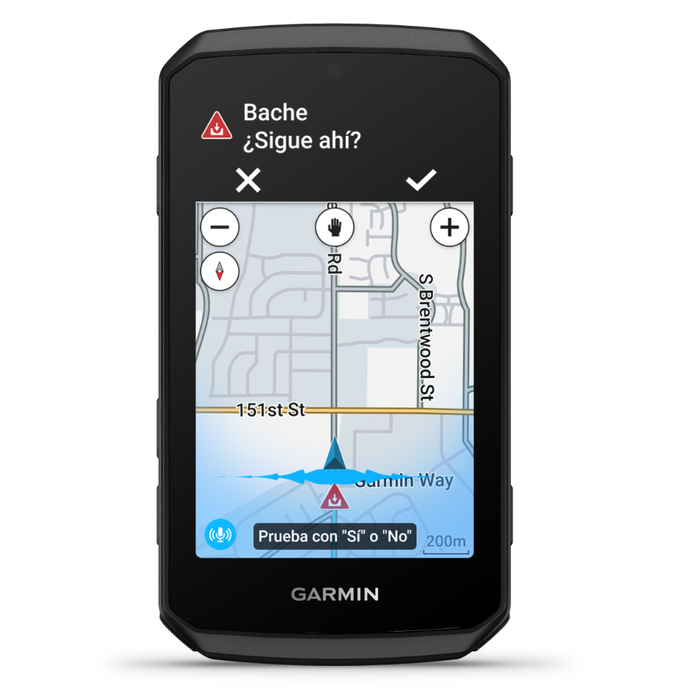 Garmin Edge 1060 con alerta de peligro en el camino «Bache ¿Sigue ahí?» y mapa de navegación